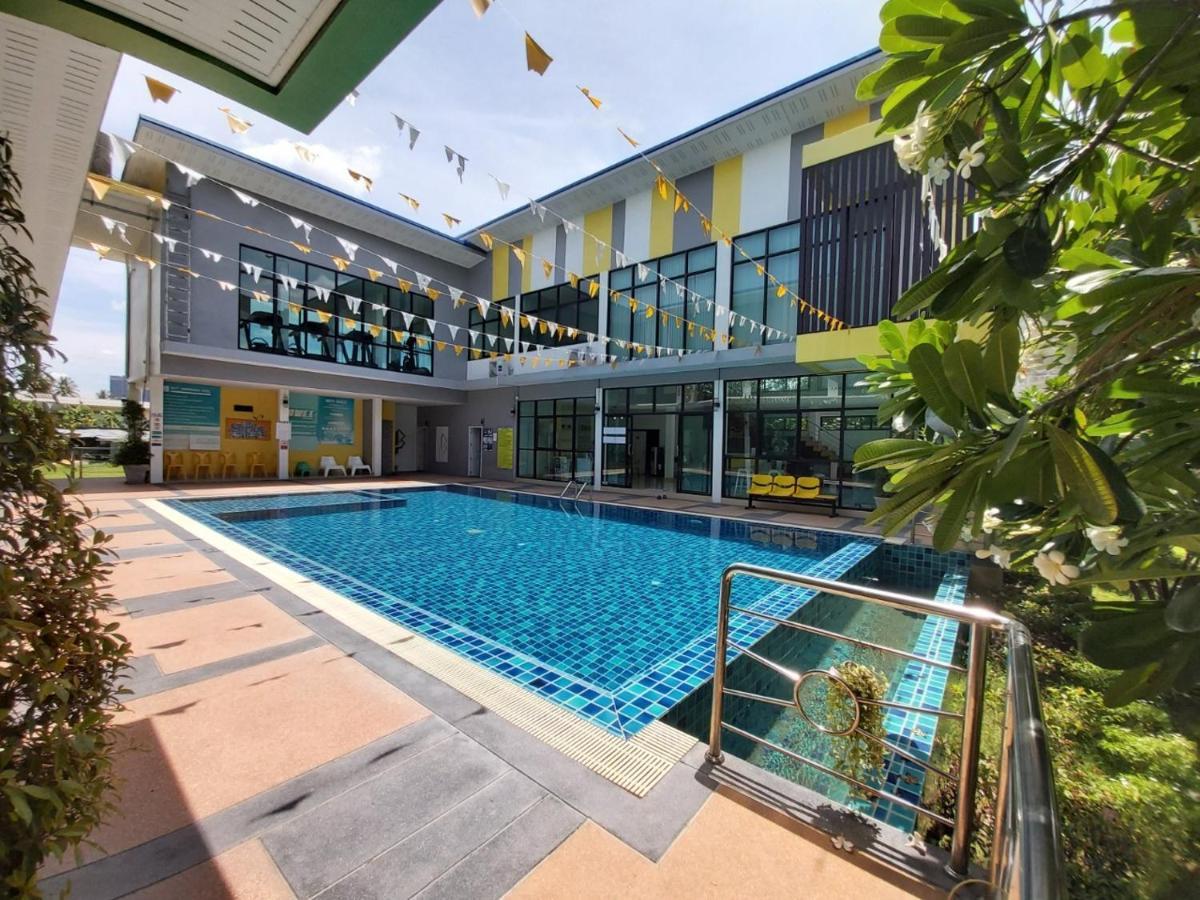 Bed In Beyt Boutique Hotel Nonthaburi Exterior photo