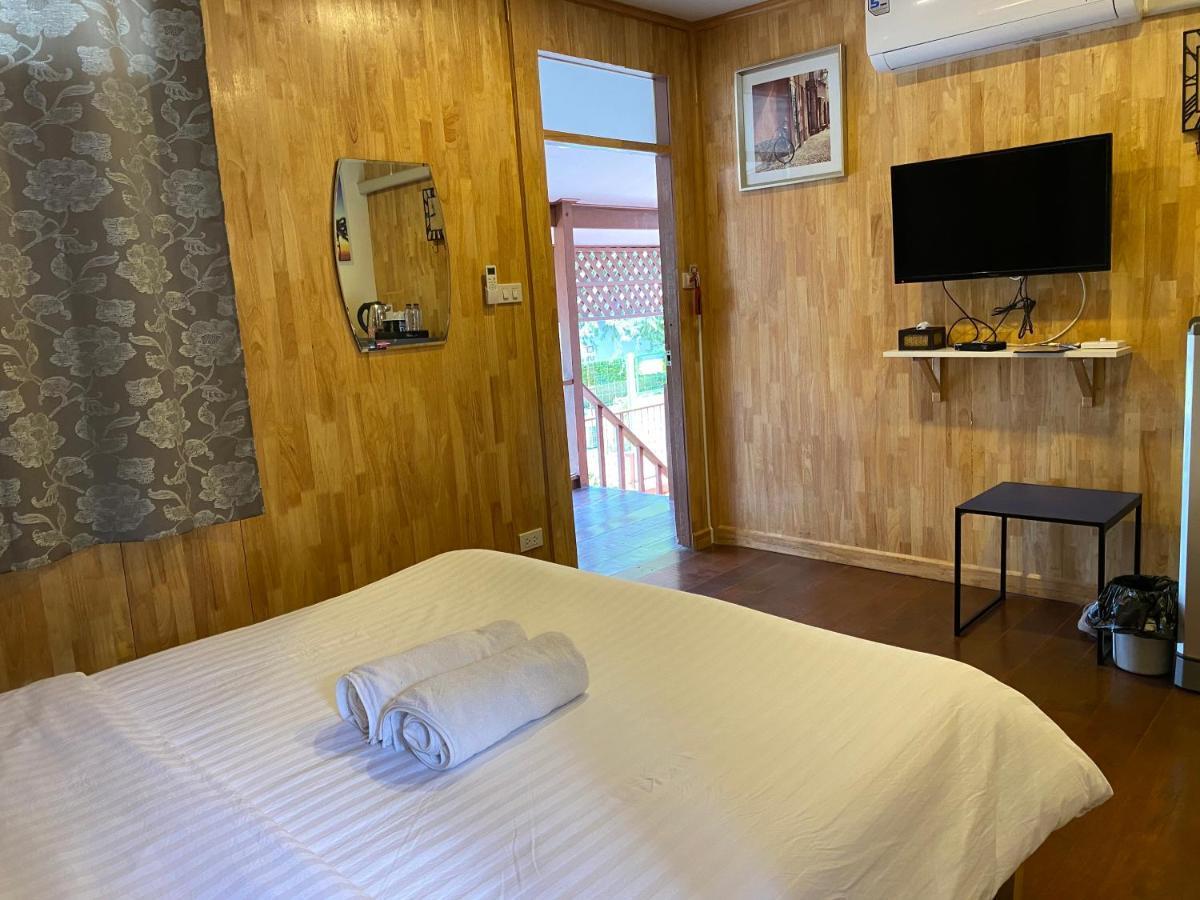 Bed In Beyt Boutique Hotel Nonthaburi Exterior photo