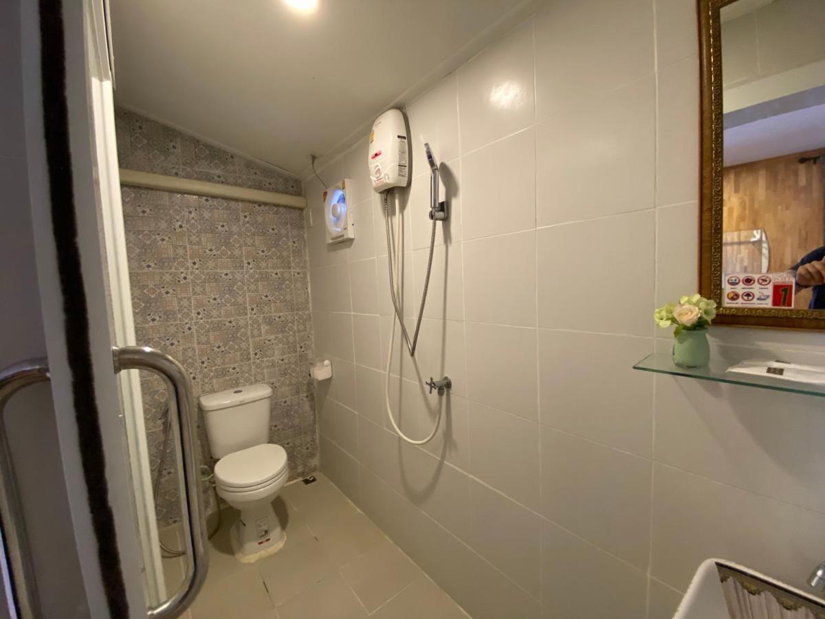 Bed In Beyt Boutique Hotel Nonthaburi Exterior photo